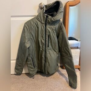 Grundens forecast insulated jacket, sz XL, color olive green.